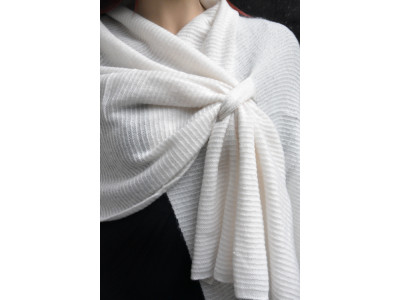Gebreide omslagdoek met lus, wit
