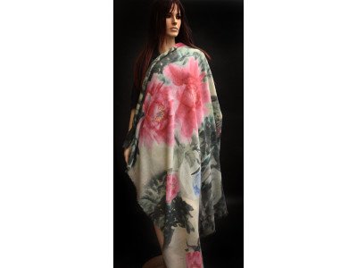 Wollen sjaal of stola, bloemen, roze, blauw, paars