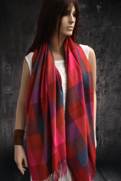 Warme zachte sjaal met blok- of ruitpatroon, fuchsia, petrol, oranje, rood
