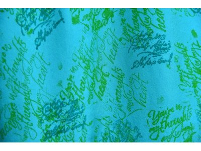 Lichtblauwe zijden sjaal, pongee, met zeefdruk